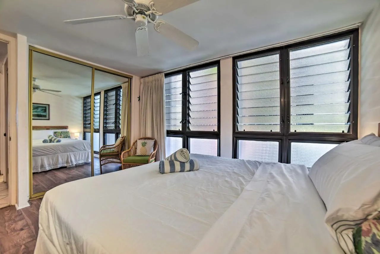 Beachfront Lahaina Condo Pool And Grill Access Kahana Apartment